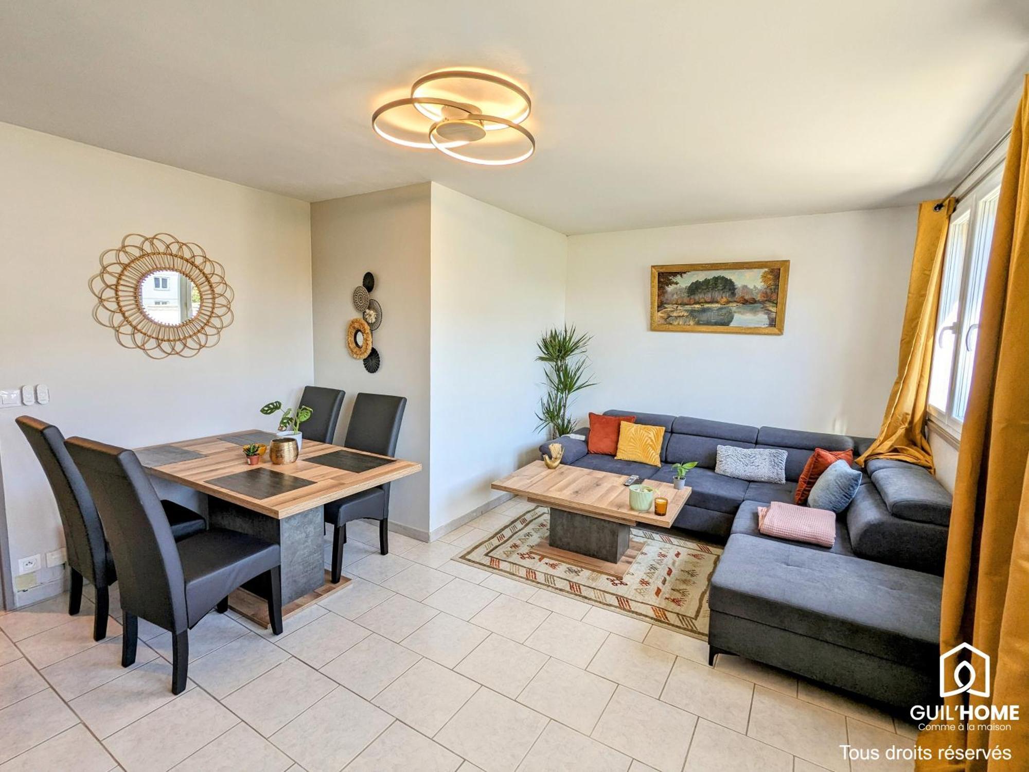 Le Cocon - Lumineux - Grande Tv - Parking Gratuit Apartment Fleury-les-Aubrais